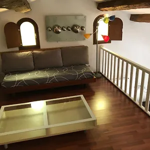 89 Le Grand Pin Apartment